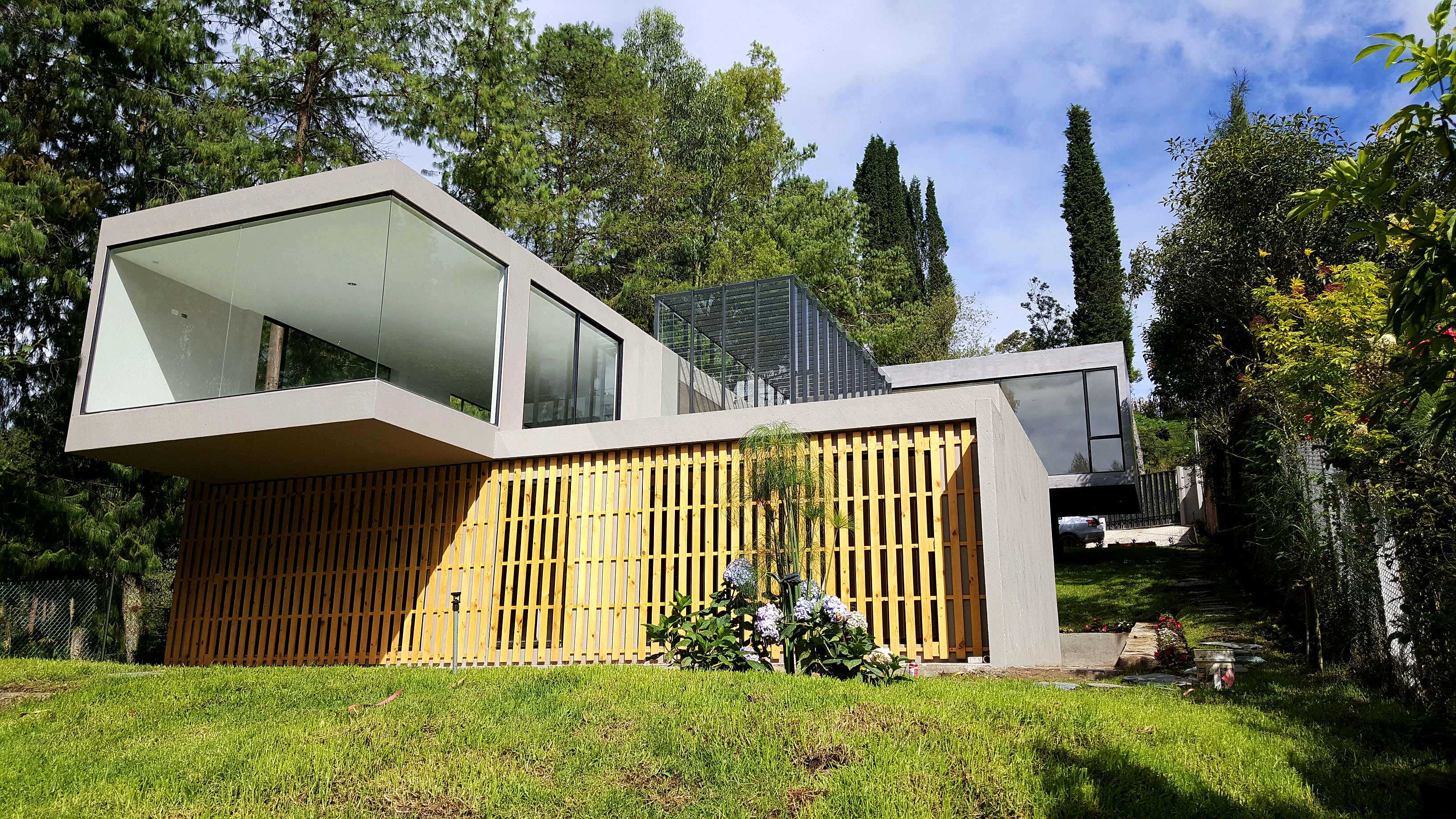 venta casas en cuenca Ecuador modernas